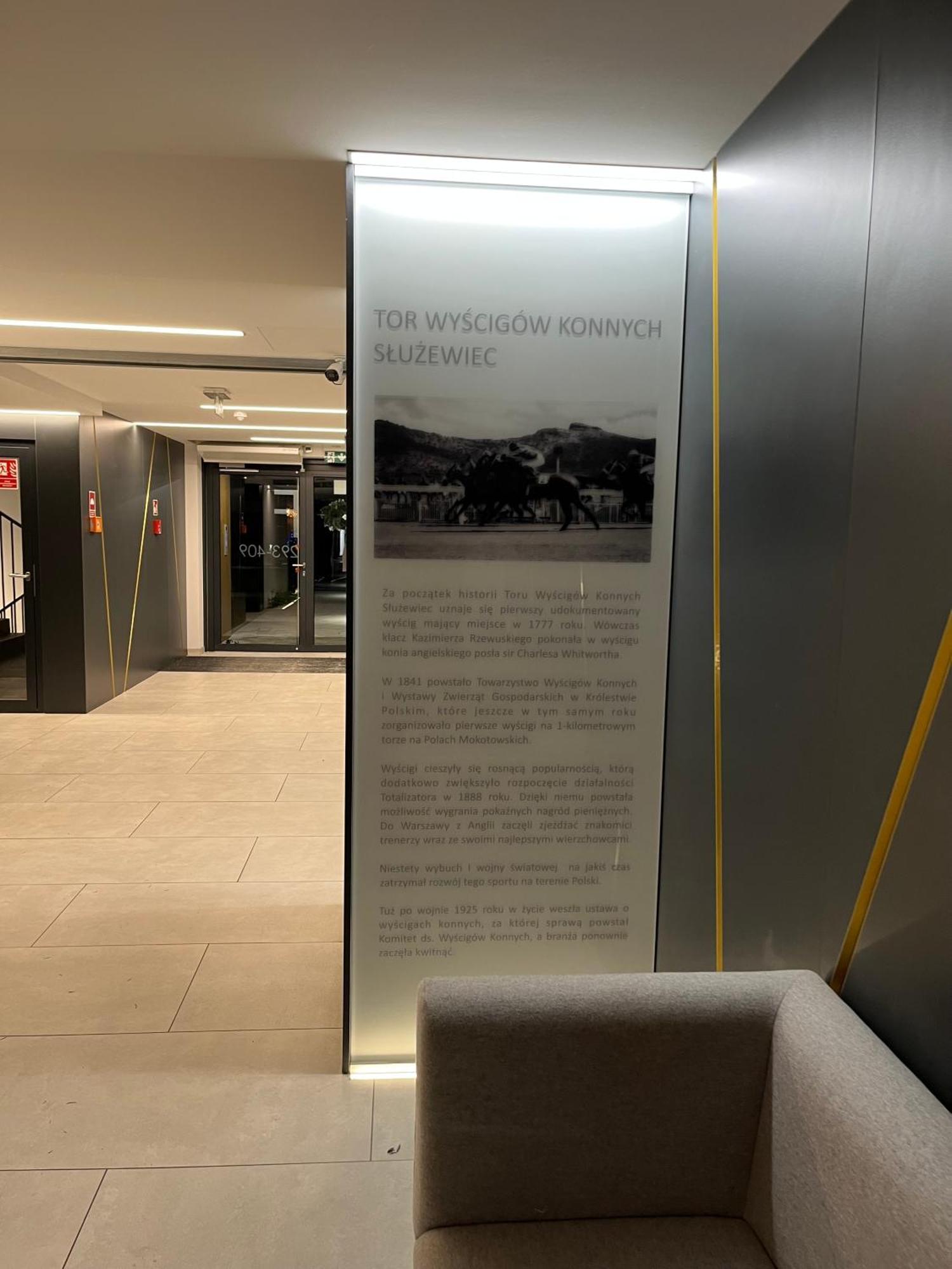 Warsaw Airport Wyscigi - City And Green View Apartment With Underground Garage المظهر الخارجي الصورة